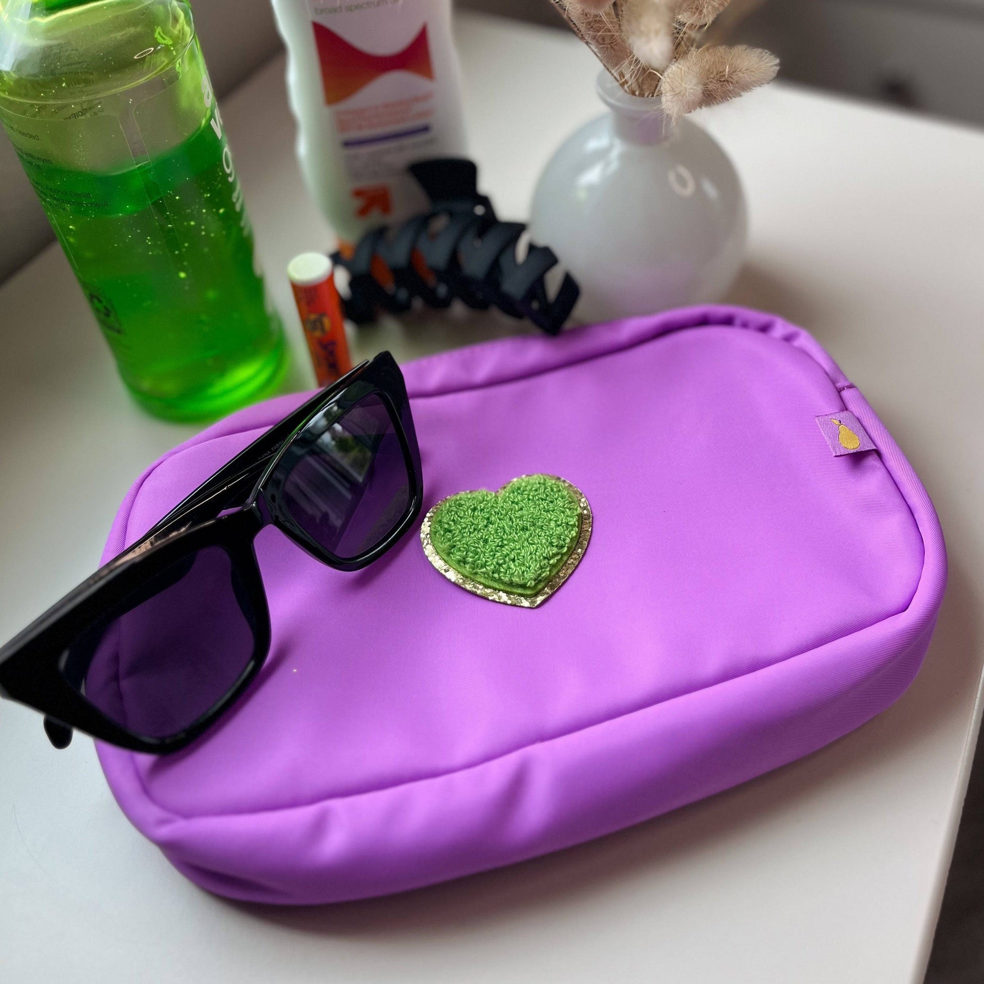 Bailey Medium Pouch - Threaded Pear