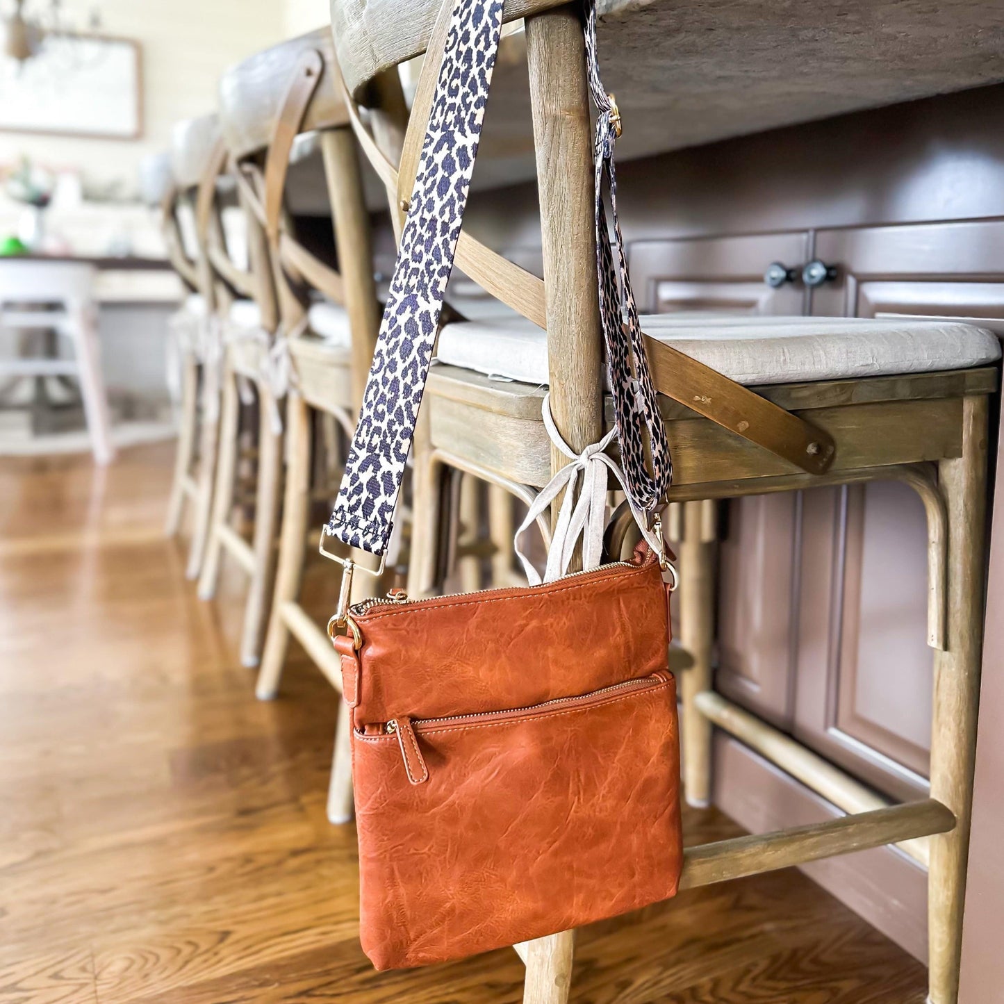 Chloe Crossbody | Choose Your Strap - Threaded Pear