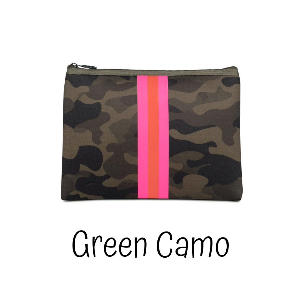 green camo wristlet clutch