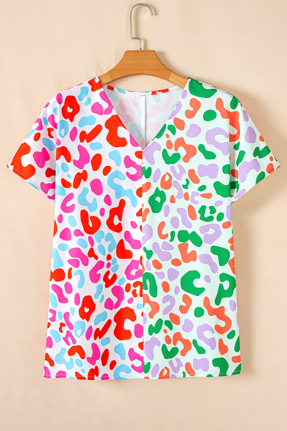 Artemis Leopard V Neck Short Sleeve Blouse - Threaded Pear