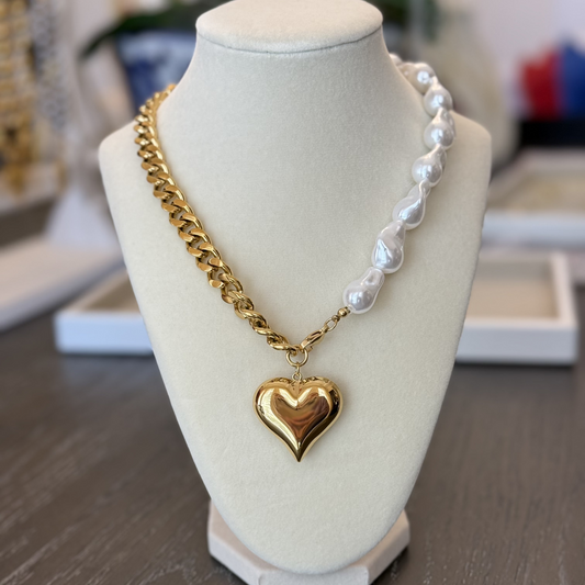 Pearl/Gold Heart Necklace