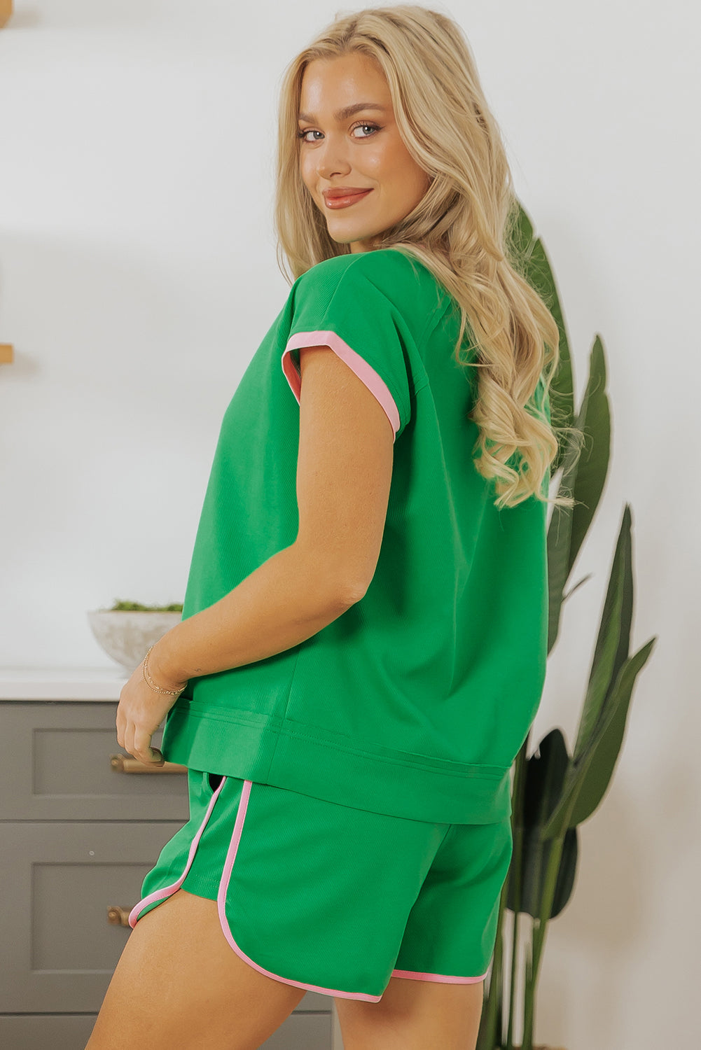 Araceli Two Tone Textured Tee and Shorts Set - Threaded Pear