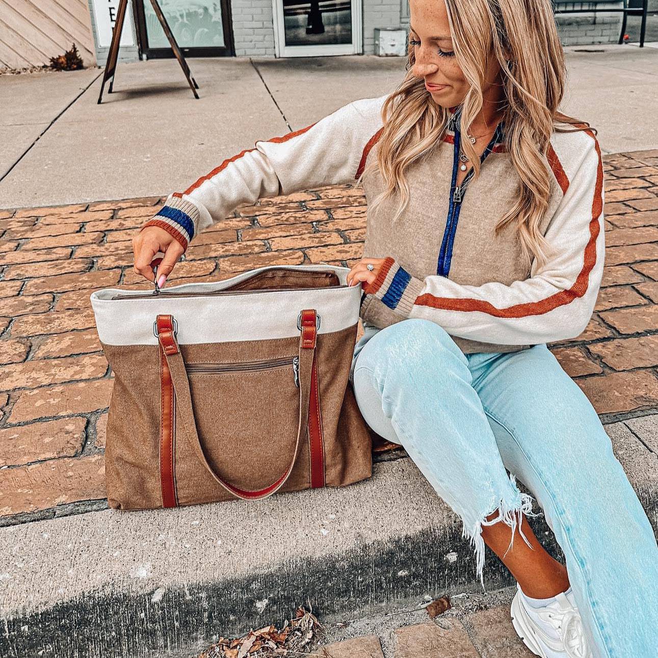 Lilly Canvas Tote - Threaded Pear