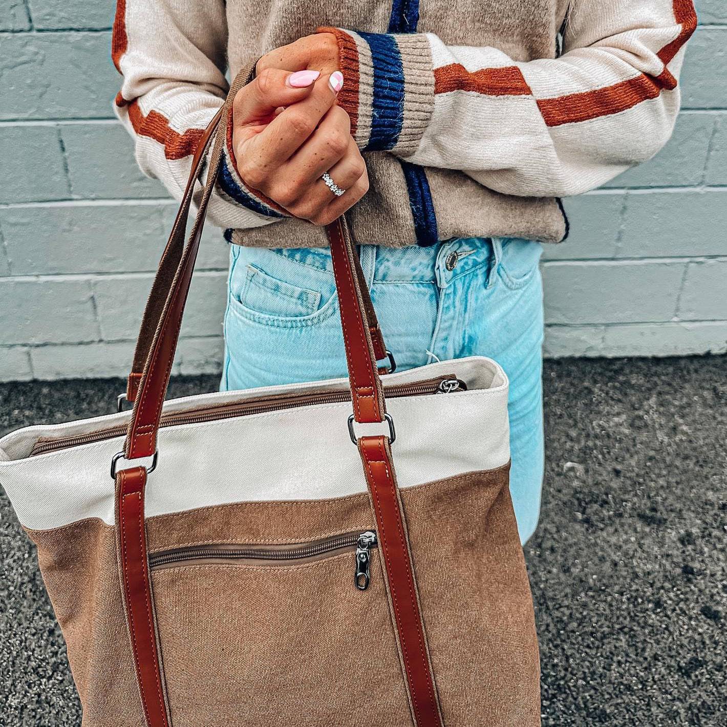 Lilly Canvas Tote - Threaded Pear
