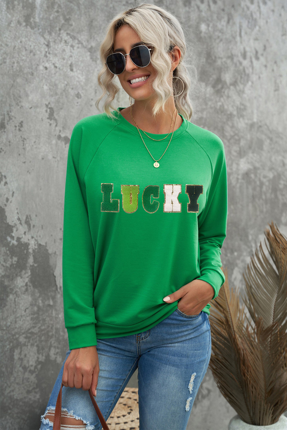 LUCKY Chenille Embroidered Graphic Sweatshirt - Gold Cactus